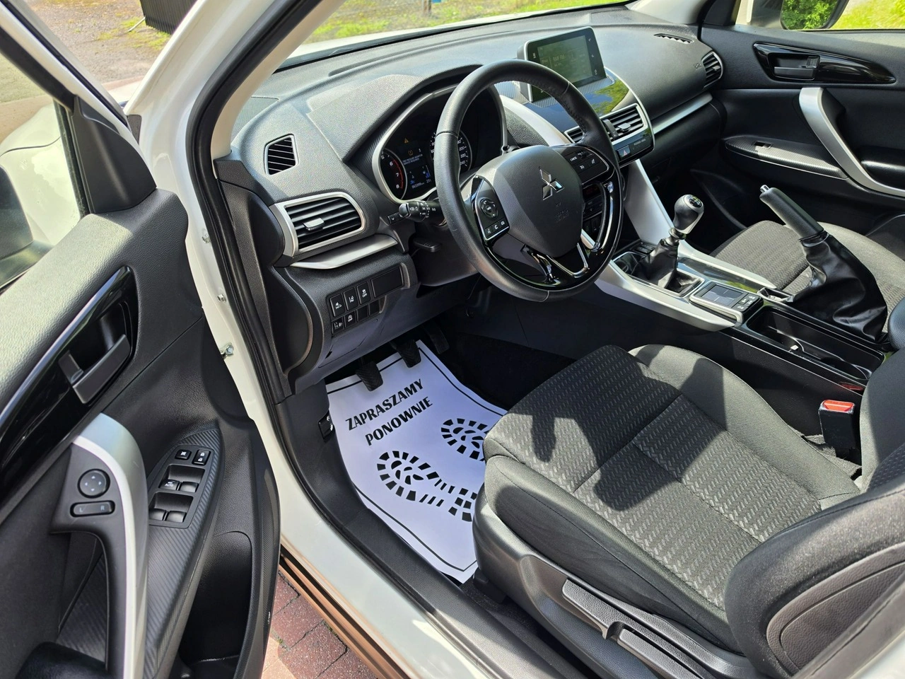 Mitsubishi Eclipse Cross - Zdjęcie 12
