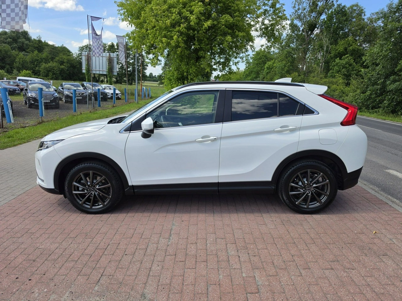 Mitsubishi Eclipse Cross - Zdjęcie 2