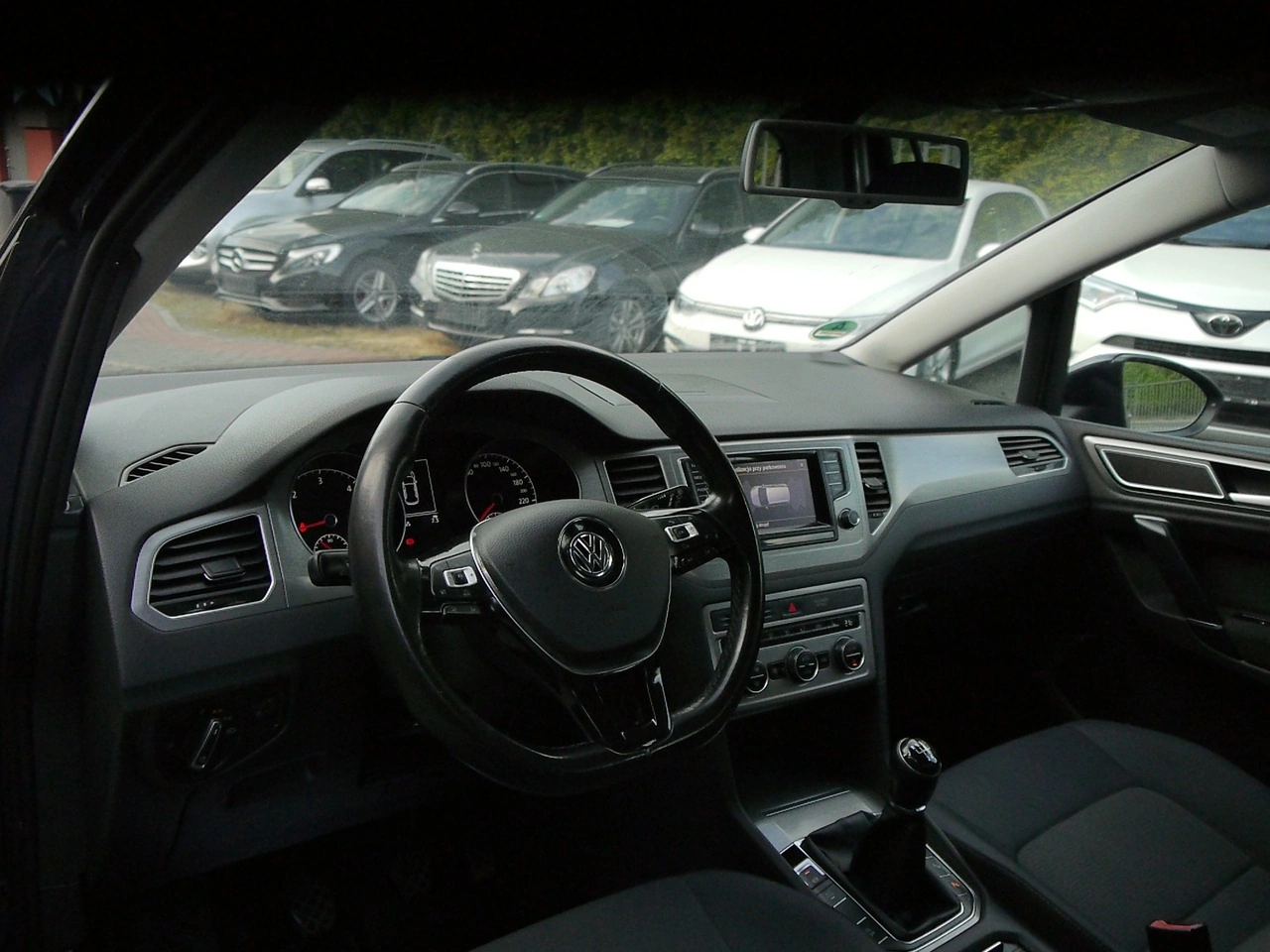 Volkswagen Golf Sportsvan - Zdjęcie 24