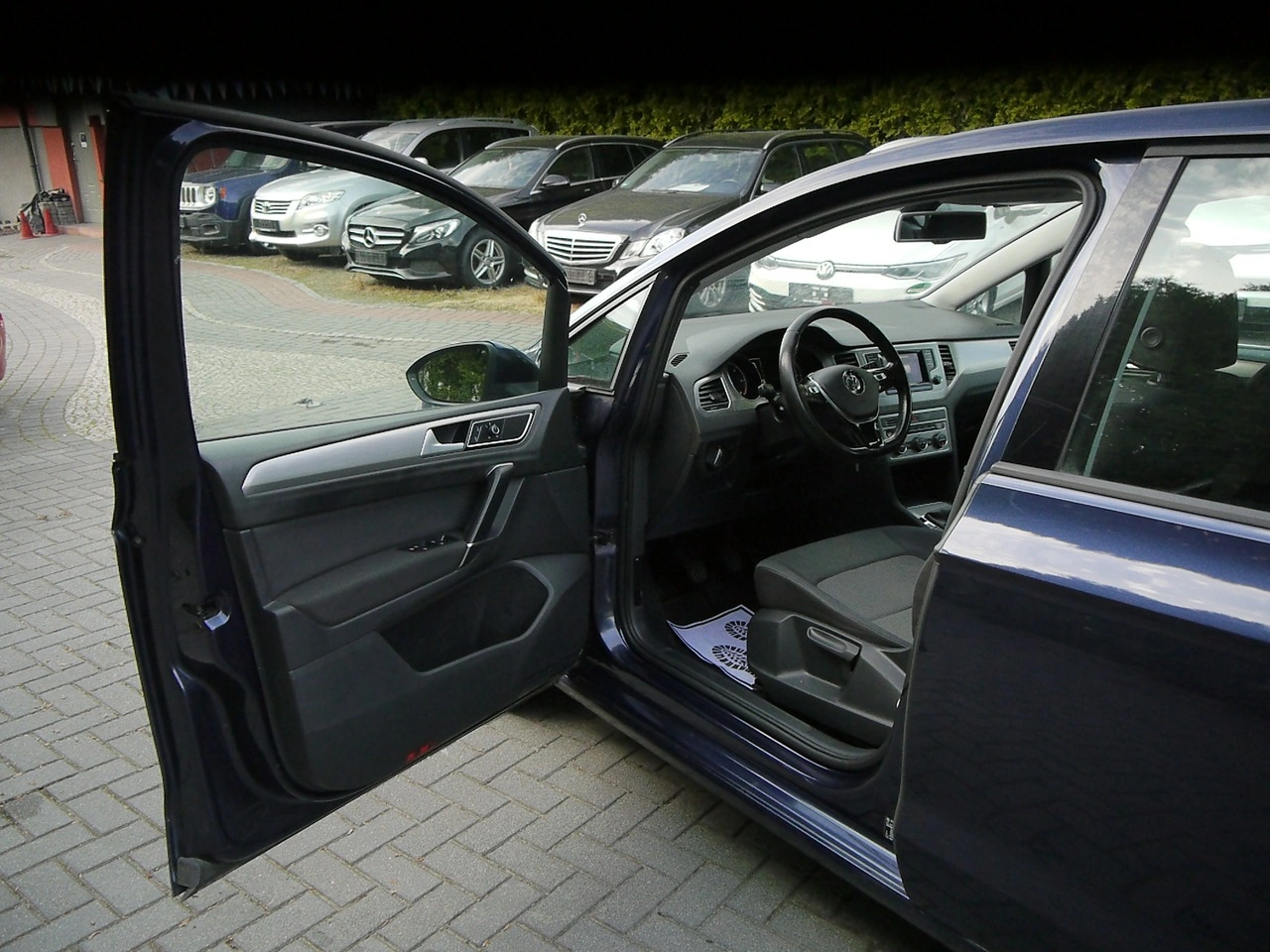 Volkswagen Golf Sportsvan - Zdjęcie 33