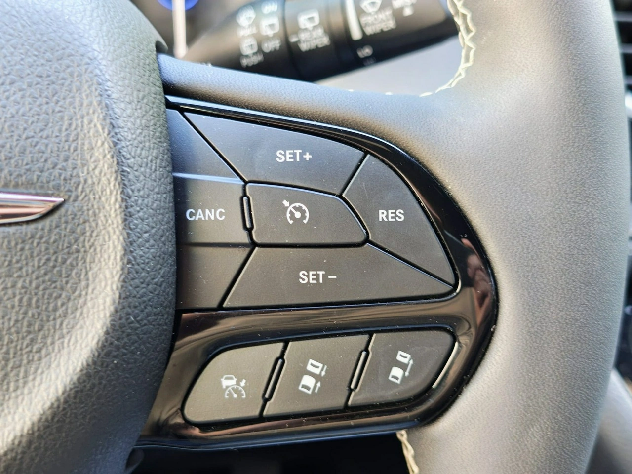 Chrysler Pacifica - Zdjęcie 22