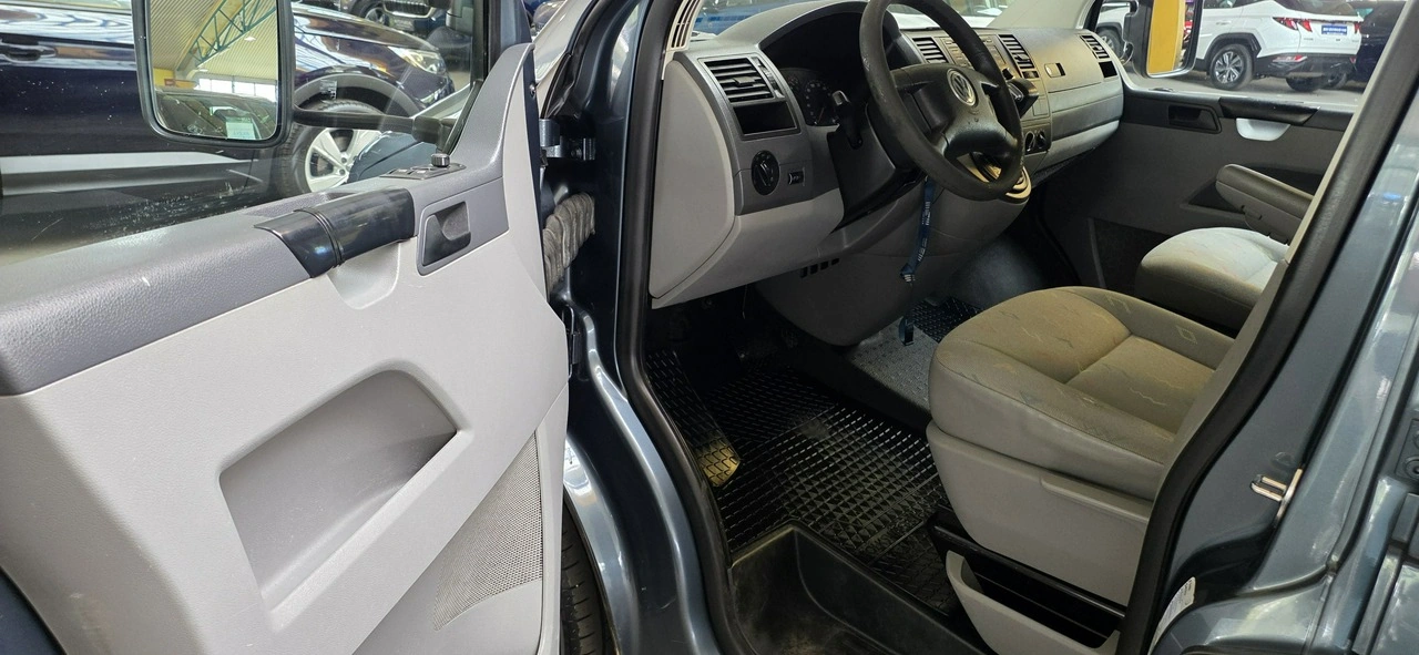 Volkswagen Transporter - Zdjęcie 15