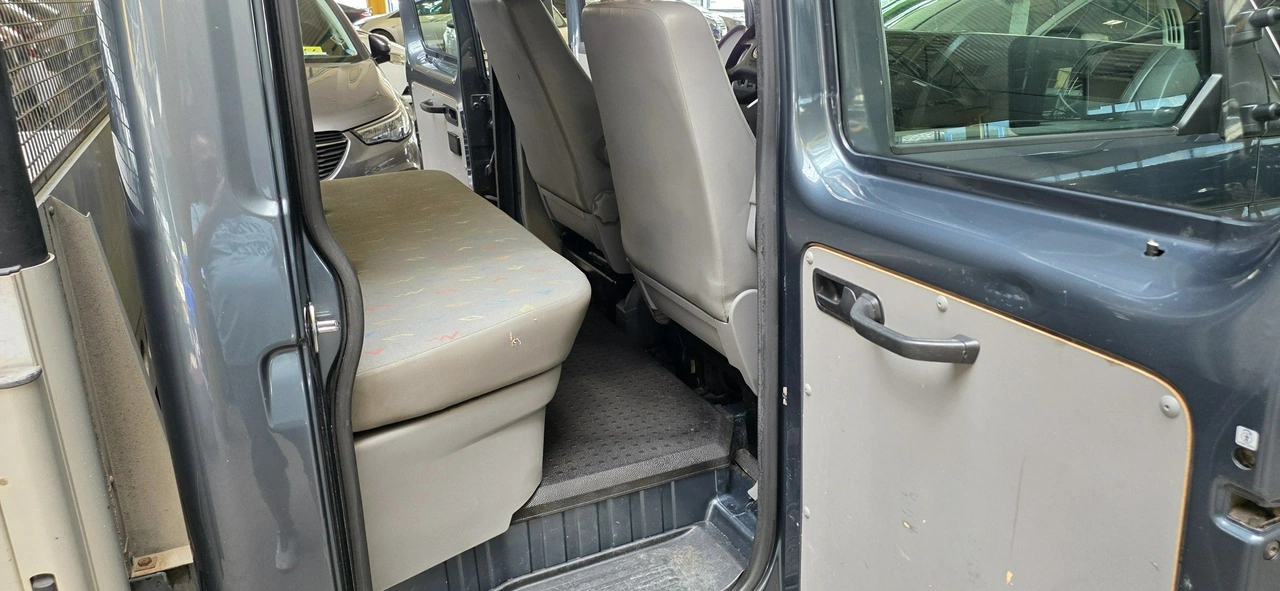Volkswagen Transporter - Zdjęcie 18