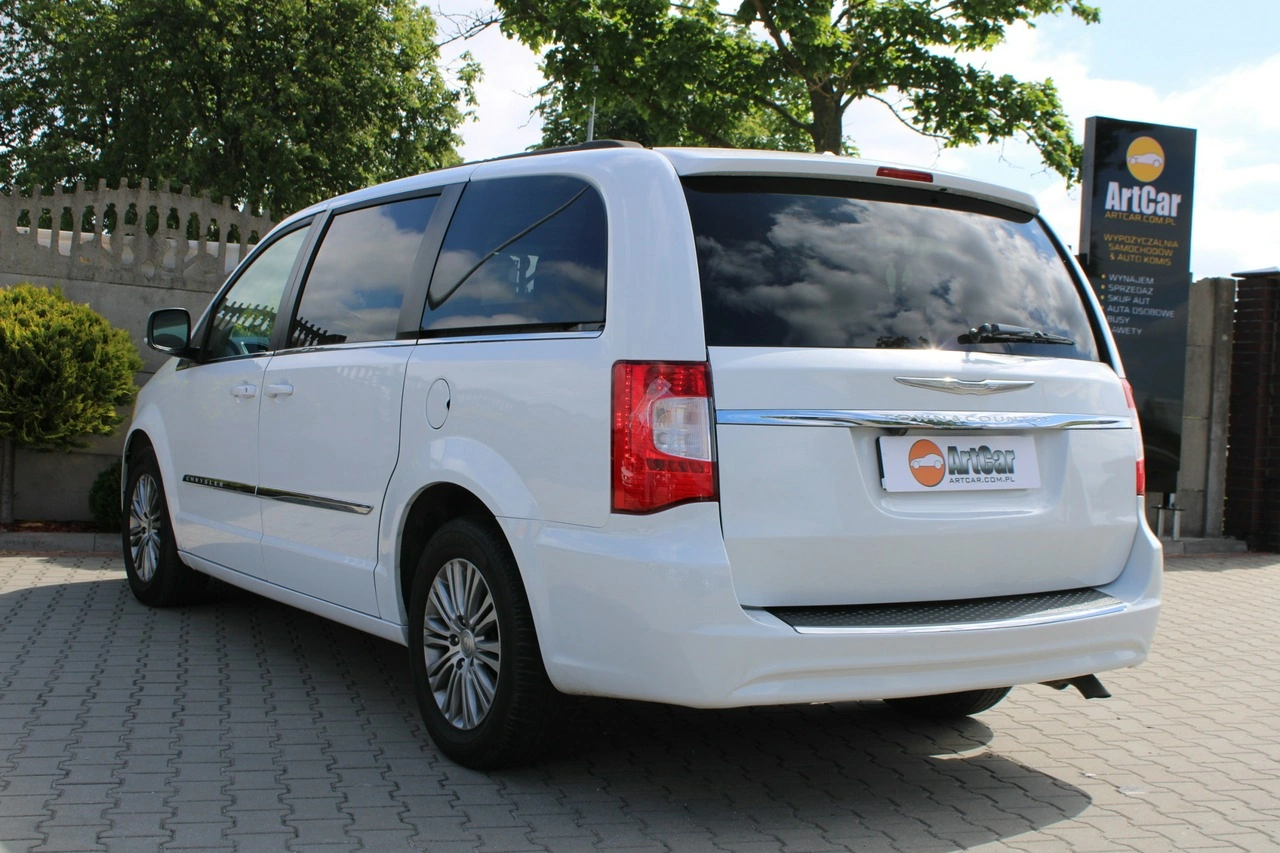 Chrysler Town & Country - Zdjęcie 38