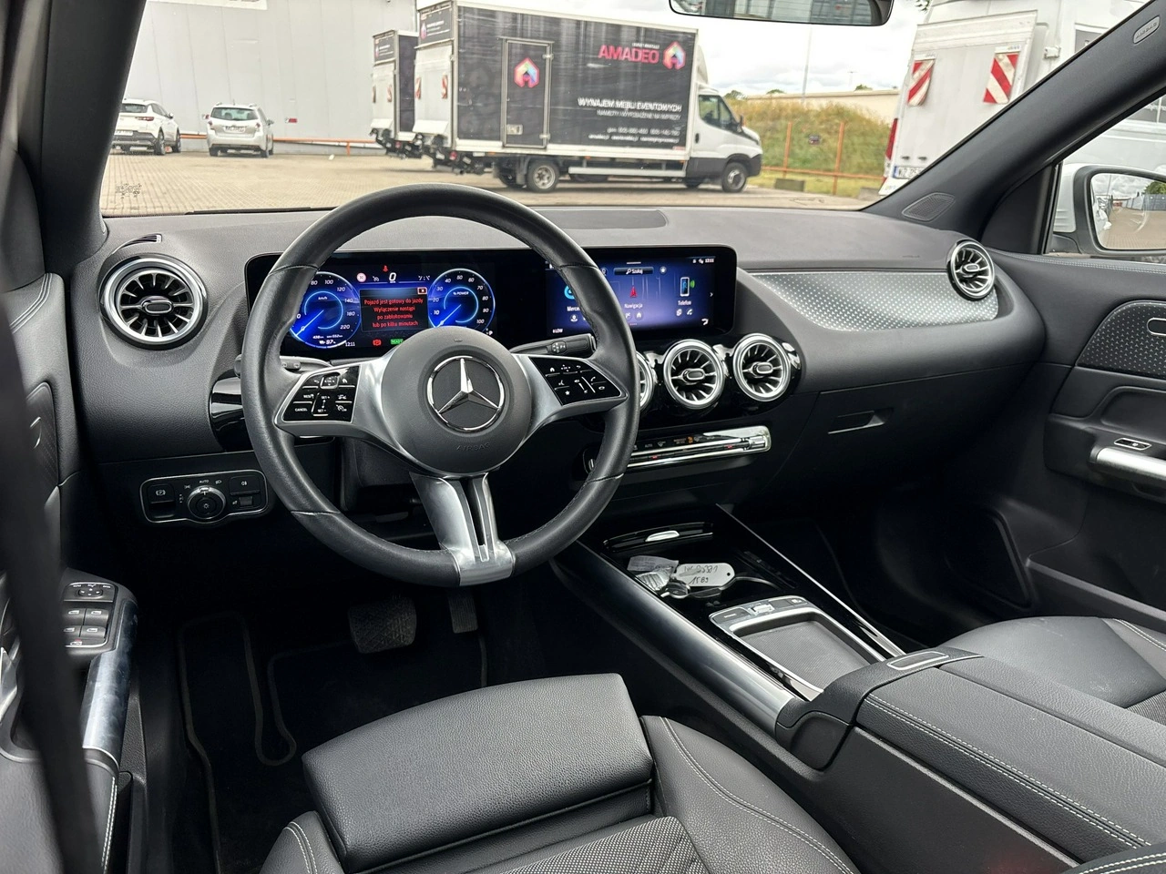 Mercedes EQA - Zdjęcie 11