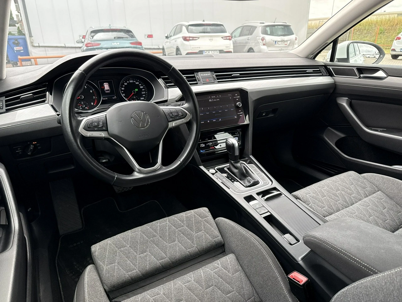 Volkswagen Passat - Zdjęcie 12