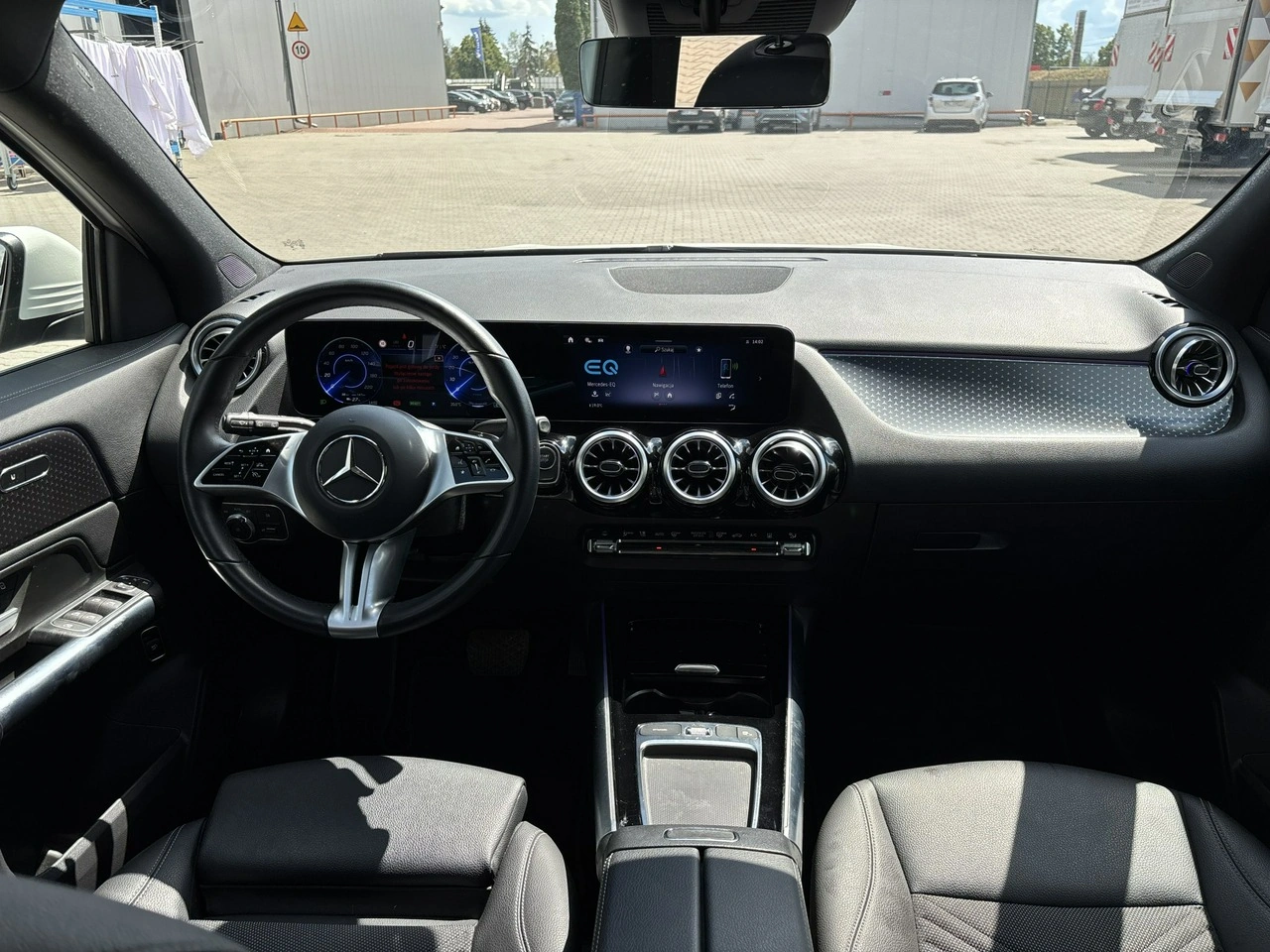 Mercedes EQA - Zdjęcie 12