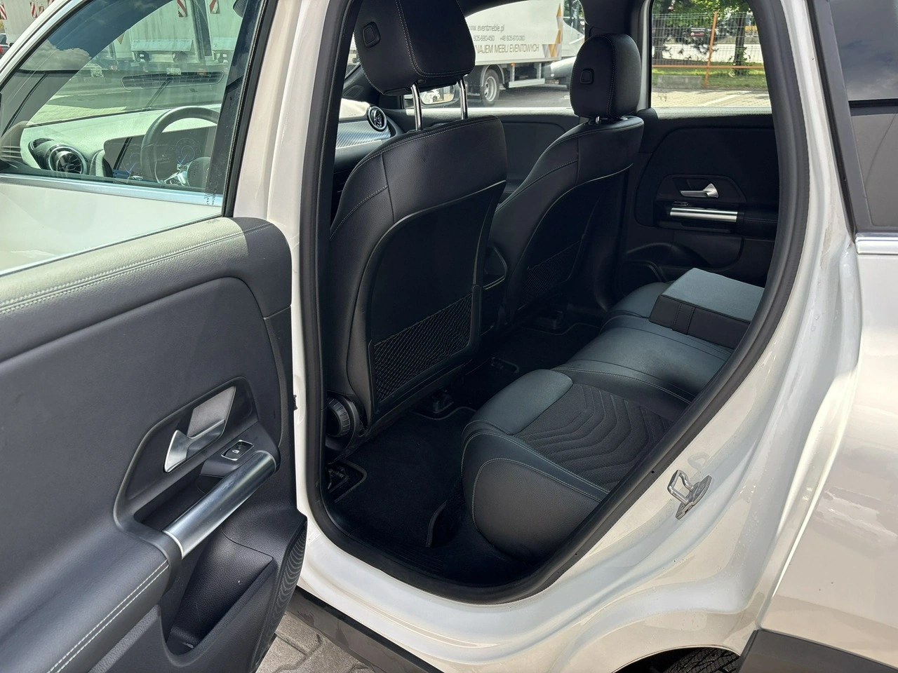 Mercedes EQA - Zdjęcie 18