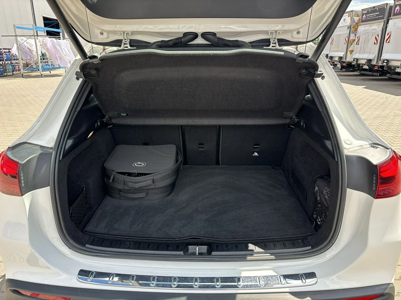 Mercedes EQA - Zdjęcie 20