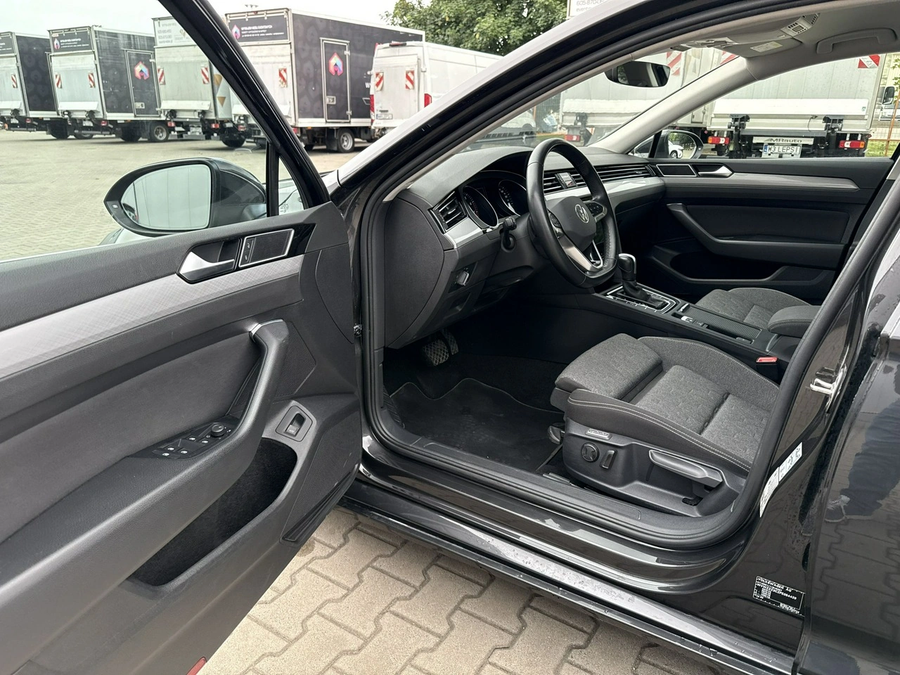 Volkswagen Passat - Zdjęcie 9
