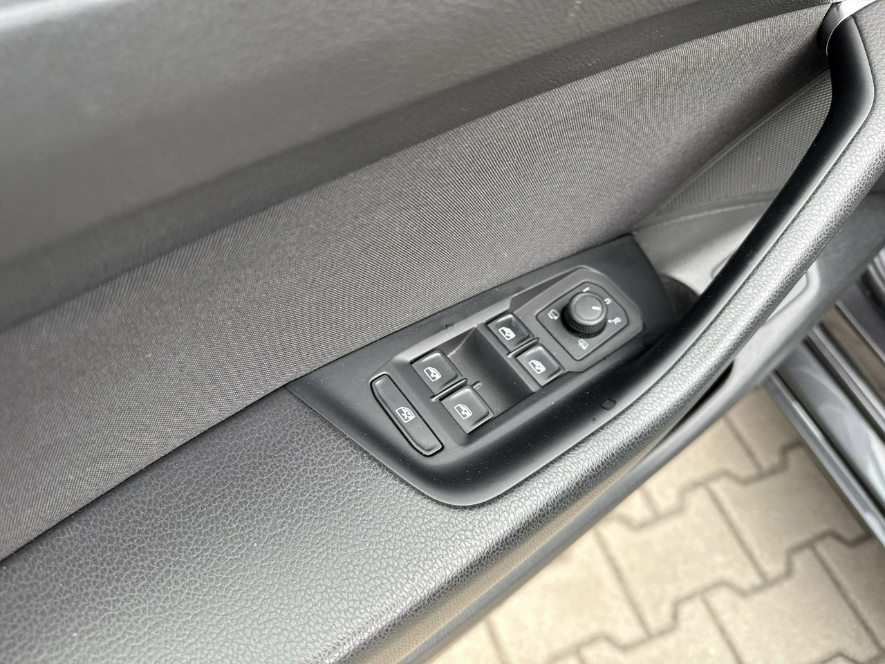 Volkswagen Passat - Zdjęcie 11