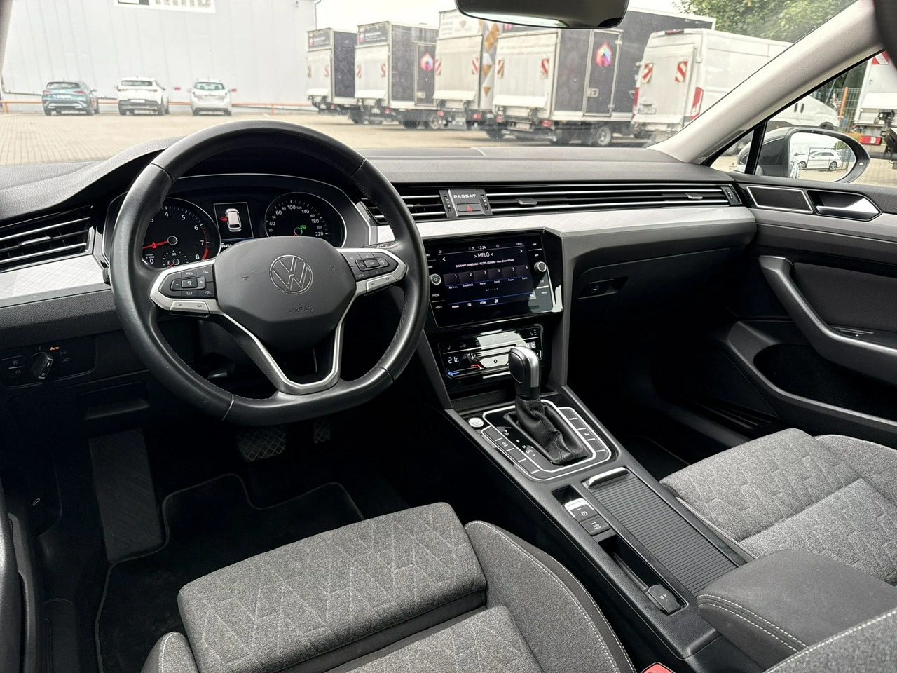 Volkswagen Passat - Zdjęcie 12