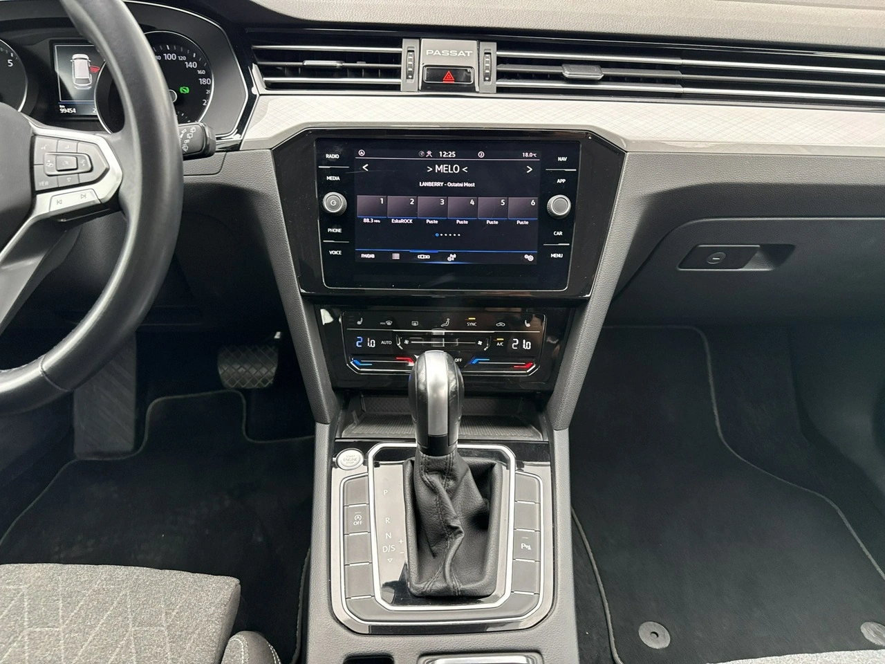 Volkswagen Passat - Zdjęcie 22