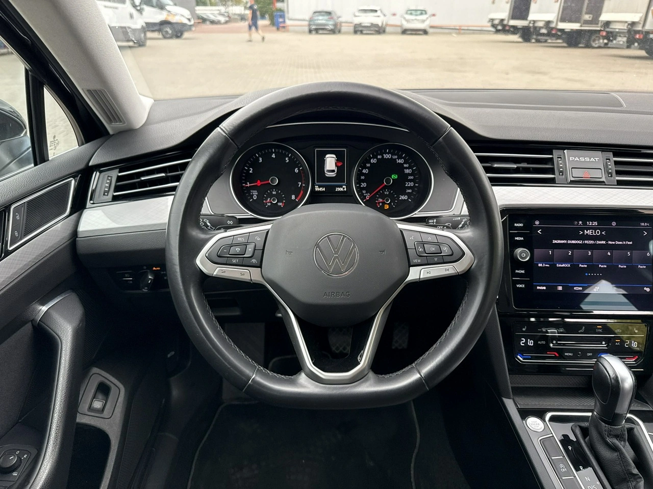 Volkswagen Passat - Zdjęcie 24