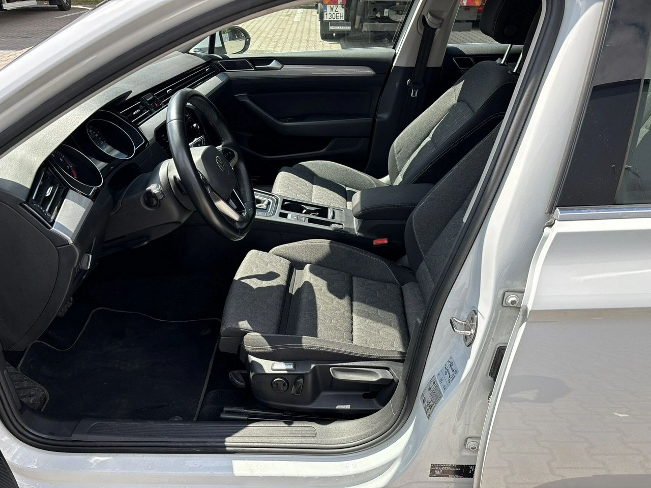 Volkswagen Passat - Zdjęcie 10