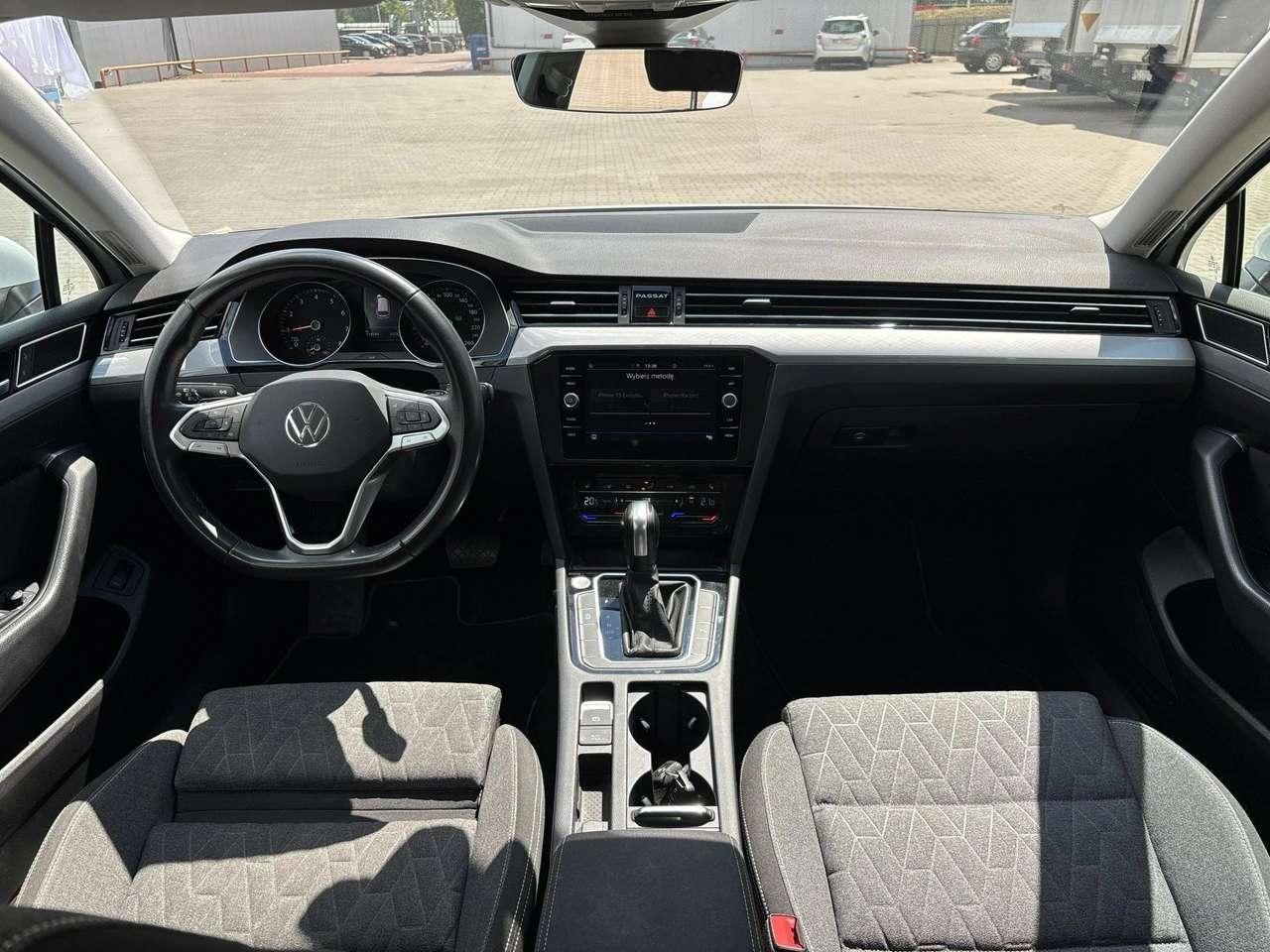 Volkswagen Passat - Zdjęcie 12