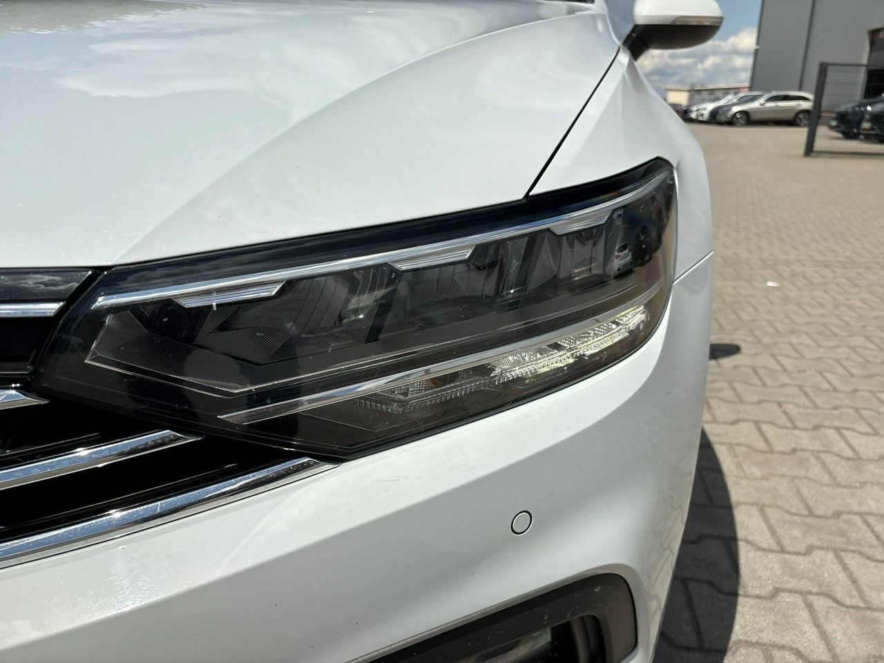 Volkswagen Passat - Zdjęcie 8