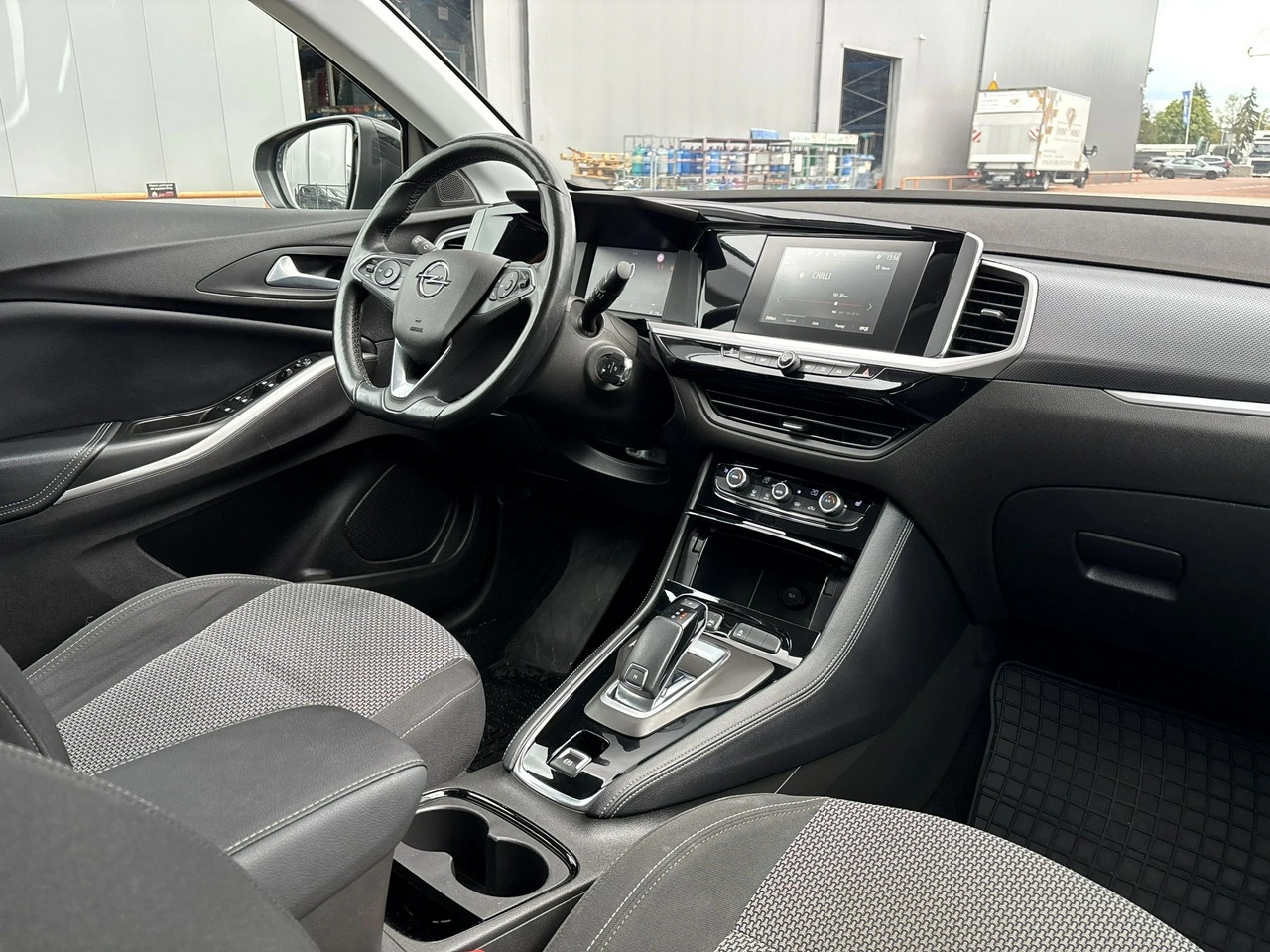 Opel Grandland - Zdjęcie 13