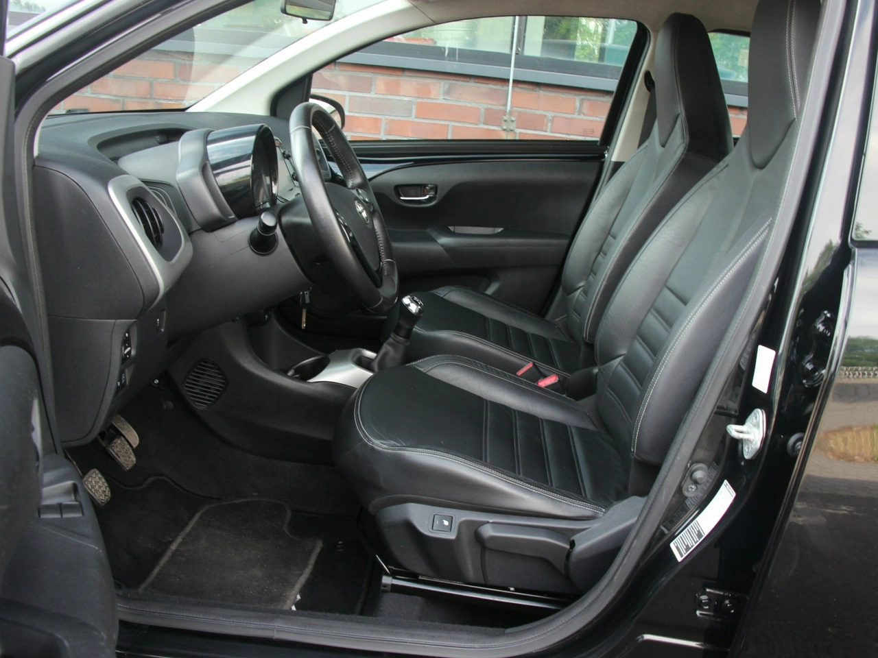 Toyota Aygo - Zdjęcie 9