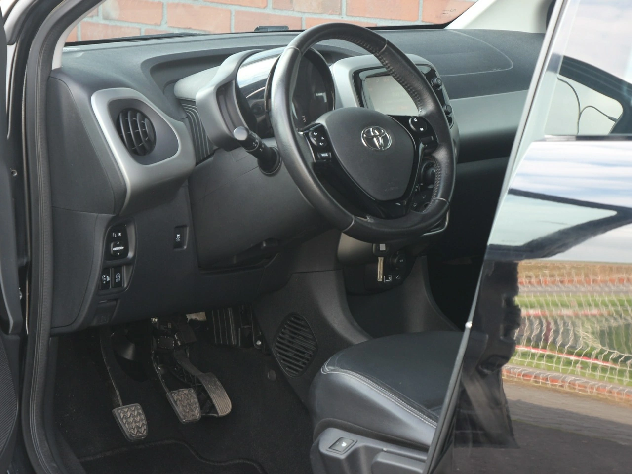 Toyota Aygo - Zdjęcie 12