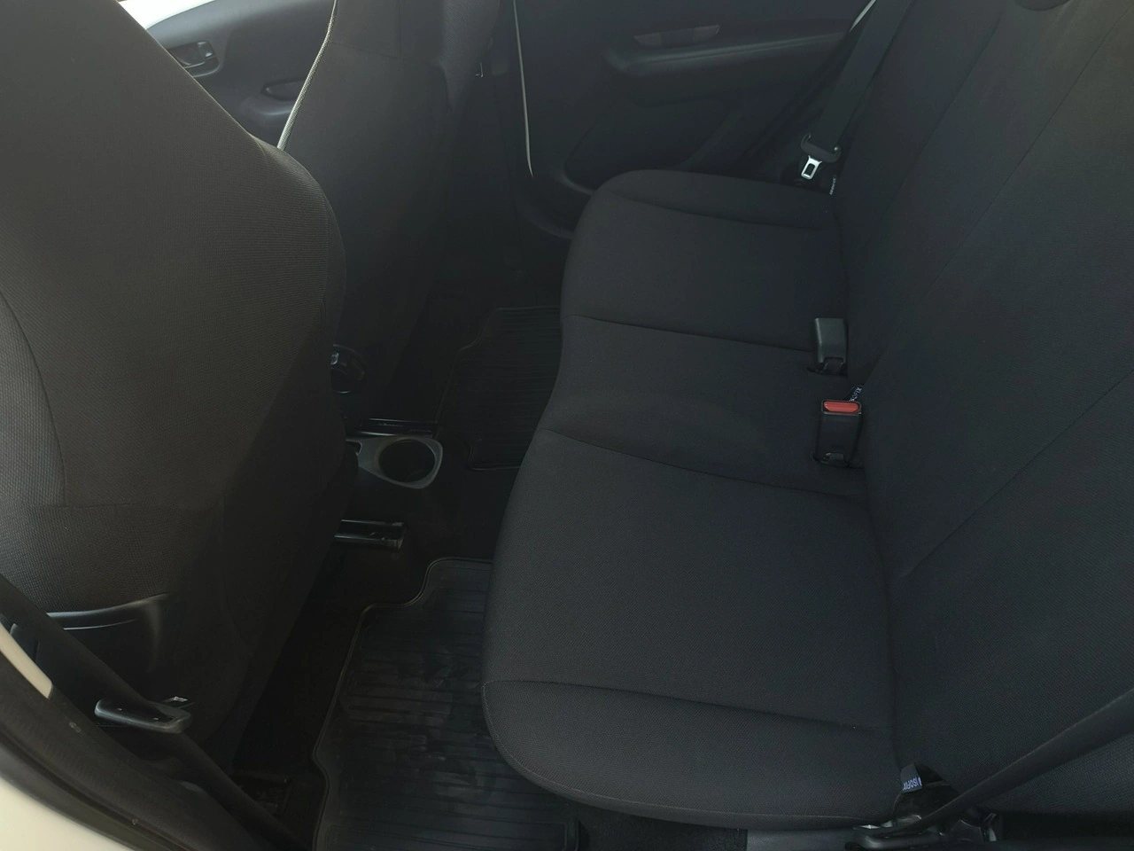 Toyota Aygo - Zdjęcie 14
