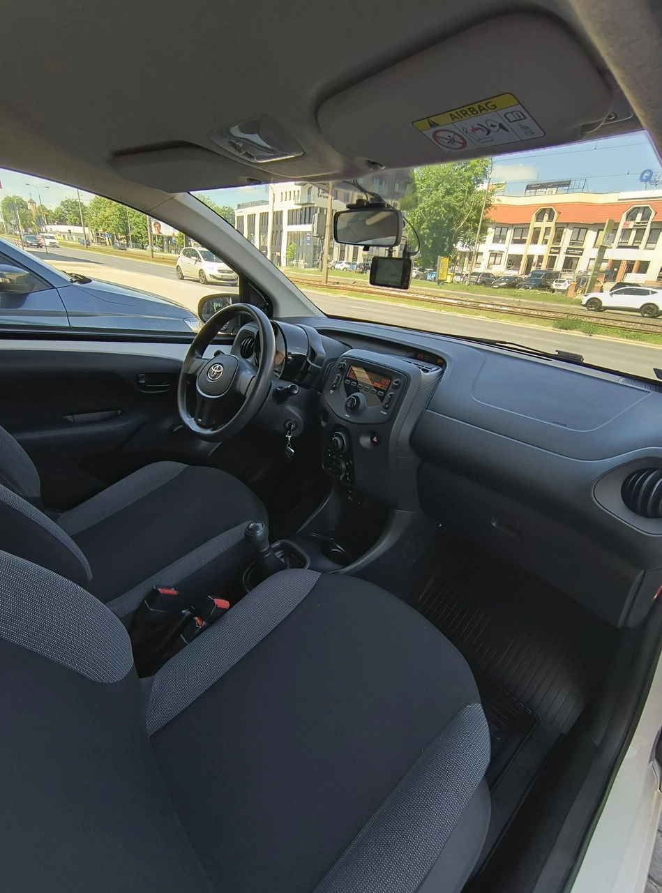 Toyota Aygo - Zdjęcie 21