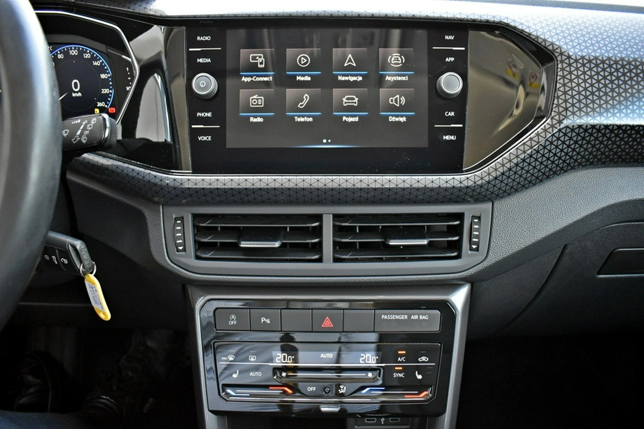 Volkswagen T-Cross - Zdjęcie 18