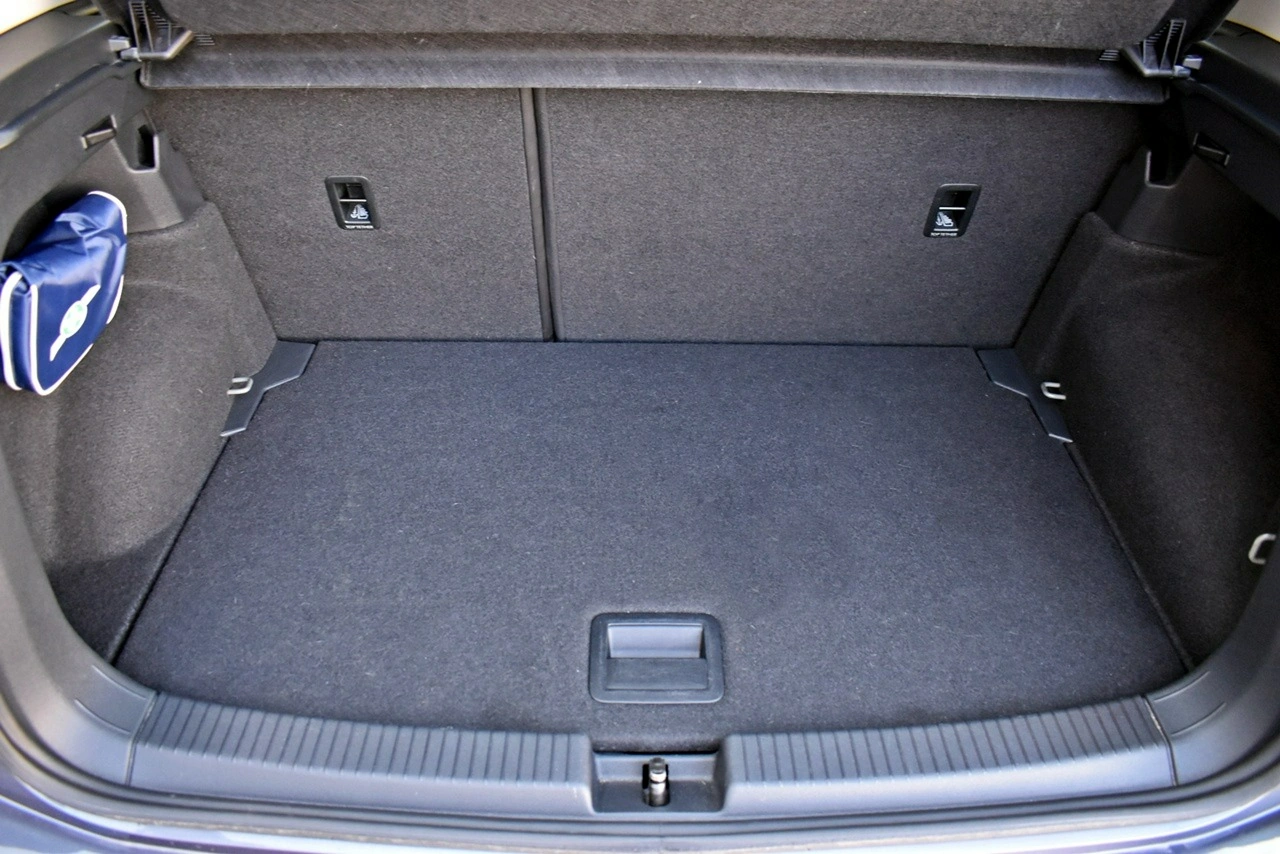 Volkswagen T-Cross - Zdjęcie 22
