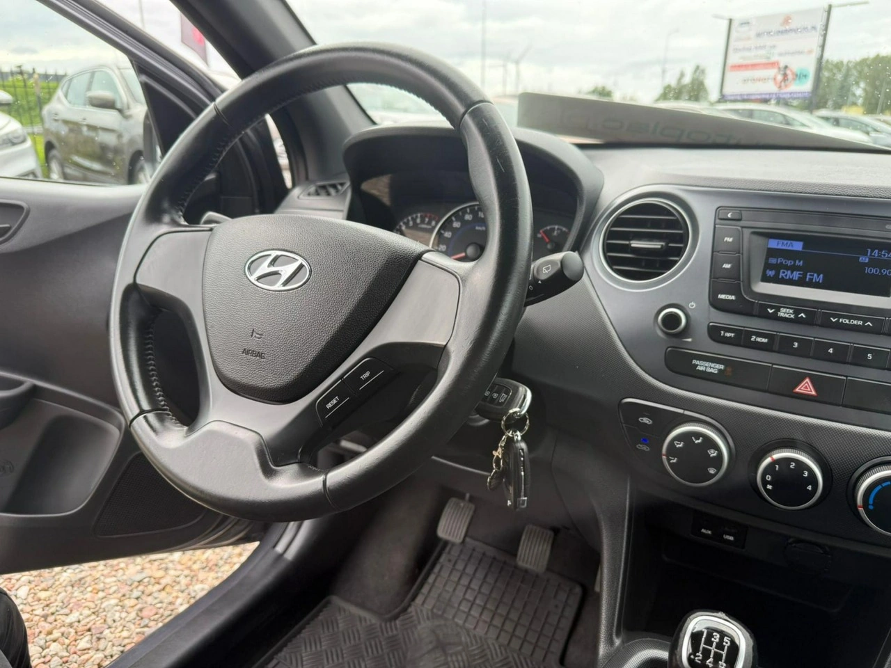 Hyundai i10 - Zdjęcie 17
