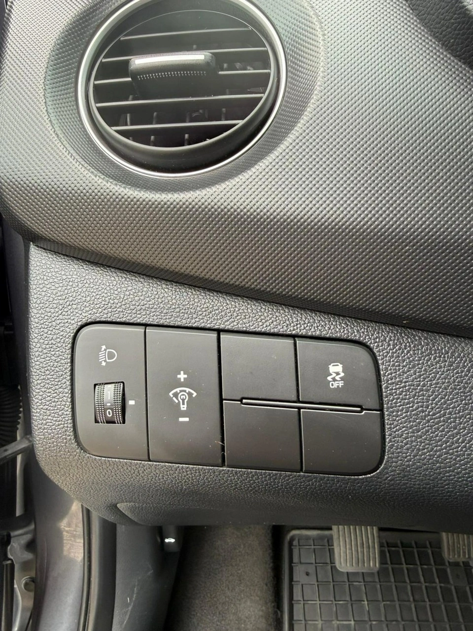 Hyundai i10 - Zdjęcie 20