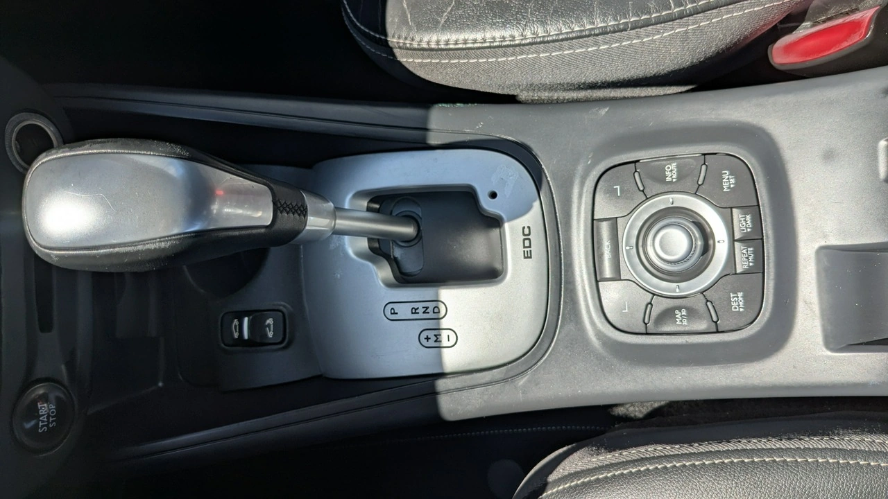 Renault Megane - Zdjęcie 28