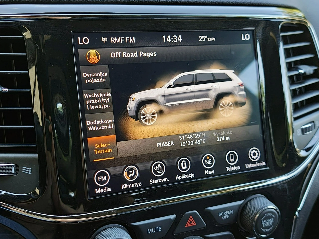 Jeep Grand Cherokee - Zdjęcie 26