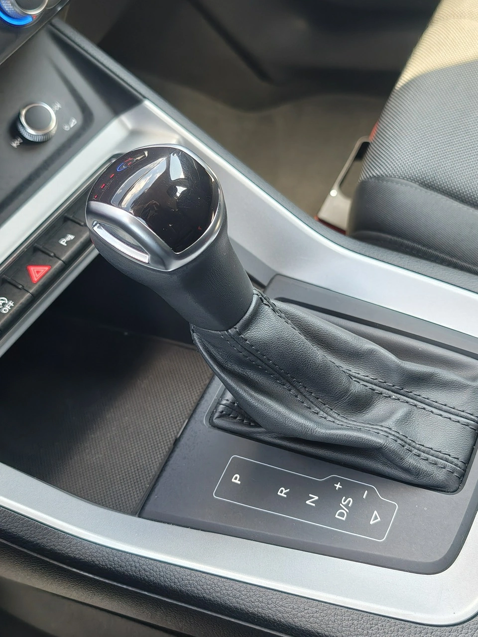 Audi Q3 - Zdjęcie 15