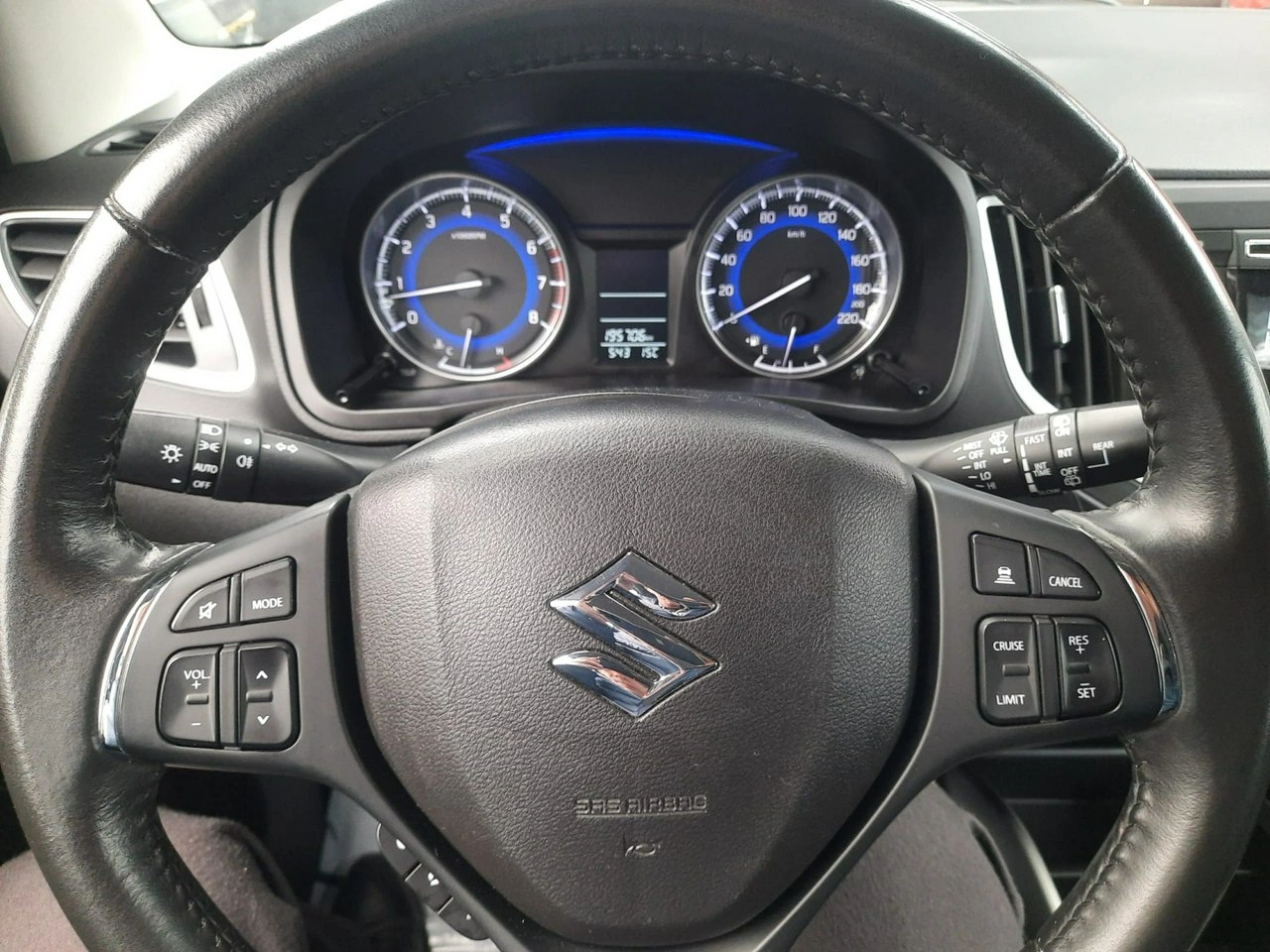 Suzuki Baleno - Zdjęcie 12