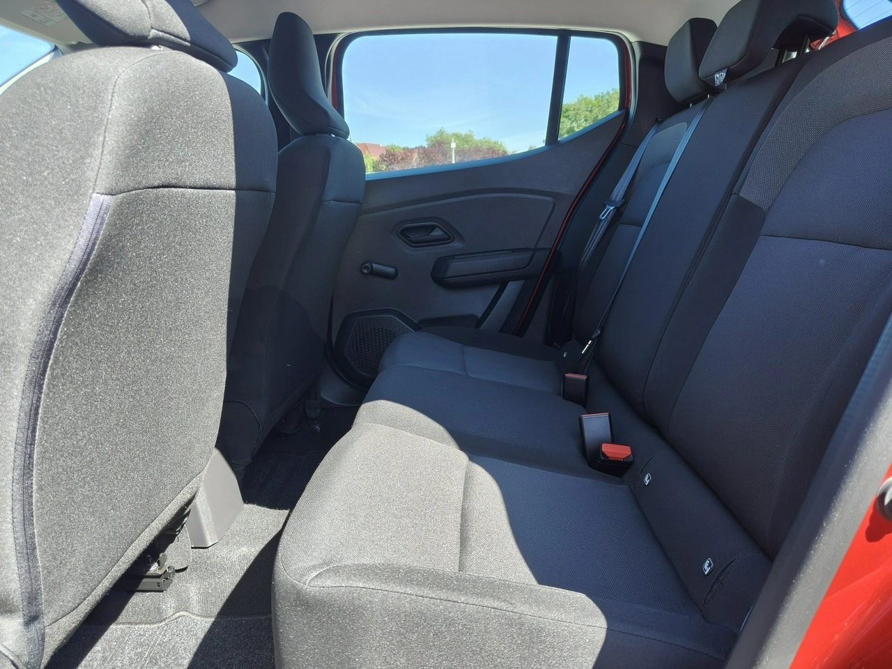 Dacia Sandero - Zdjęcie 26