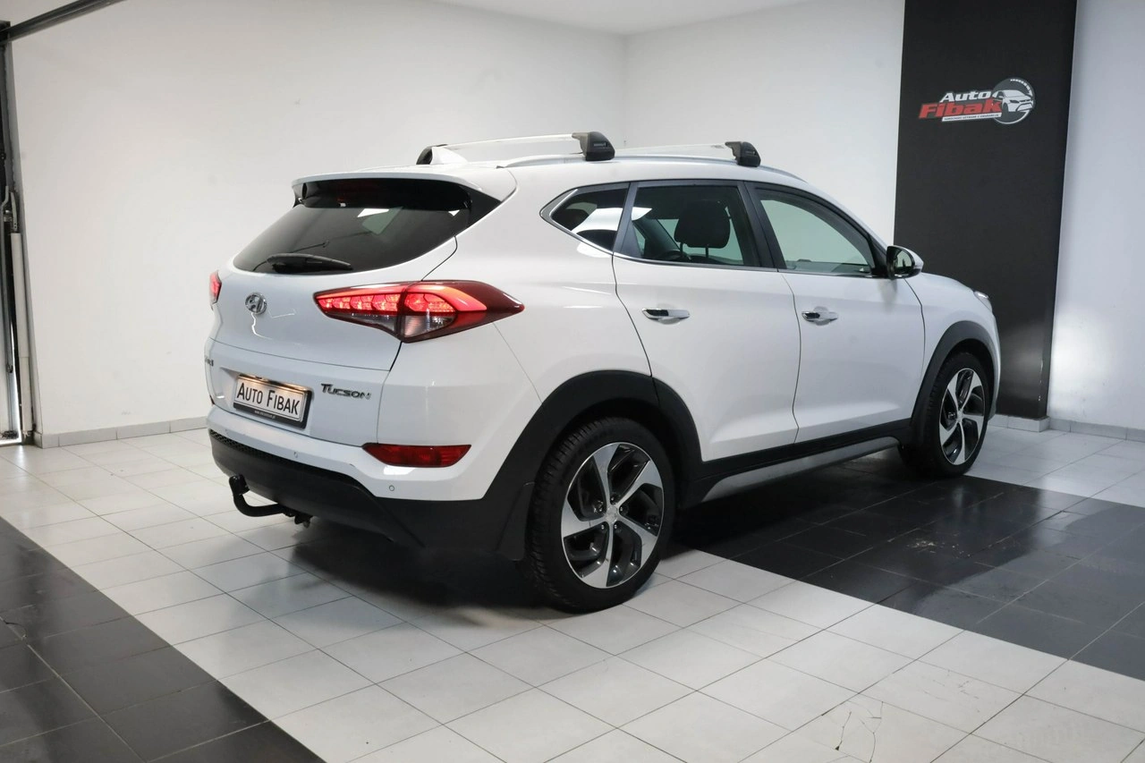 Hyundai Tucson - Zdjęcie 11