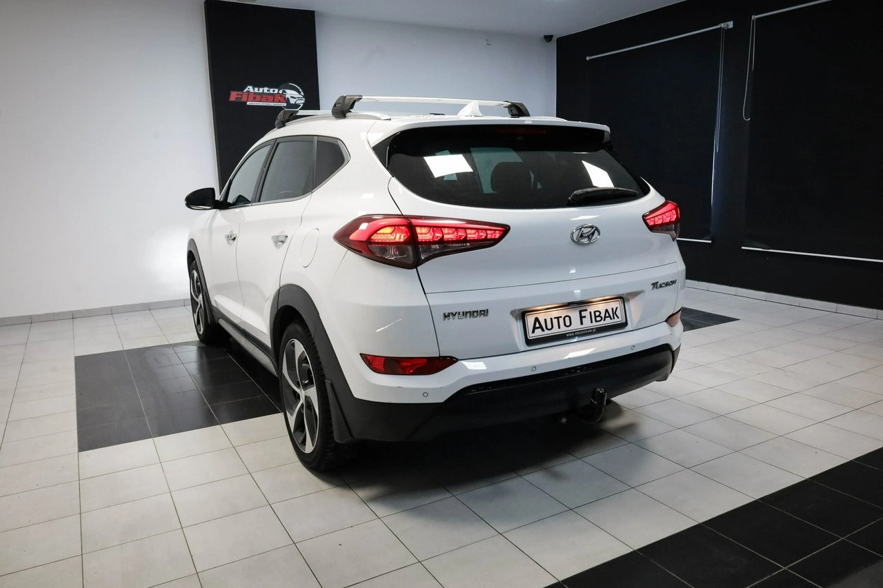 Hyundai Tucson - Zdjęcie 8