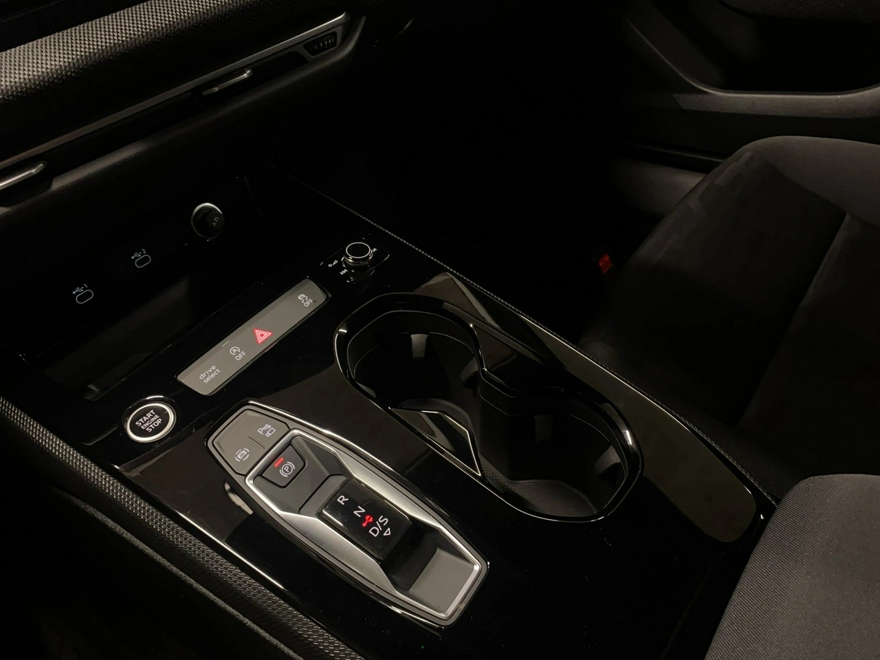 Audi A5 - Zdjęcie 31
