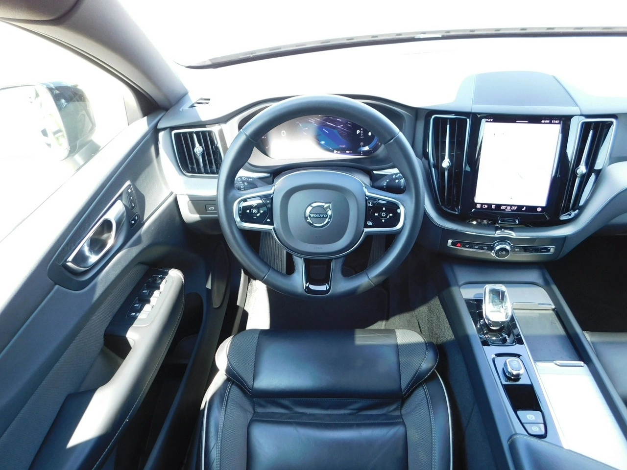 Volvo XC 60 - Zdjęcie 11