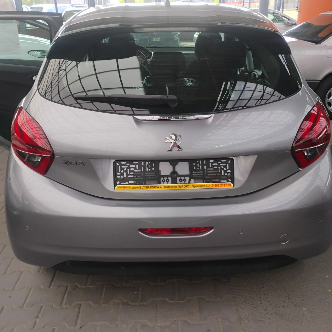 Peugeot 208 - Zdjęcie 7