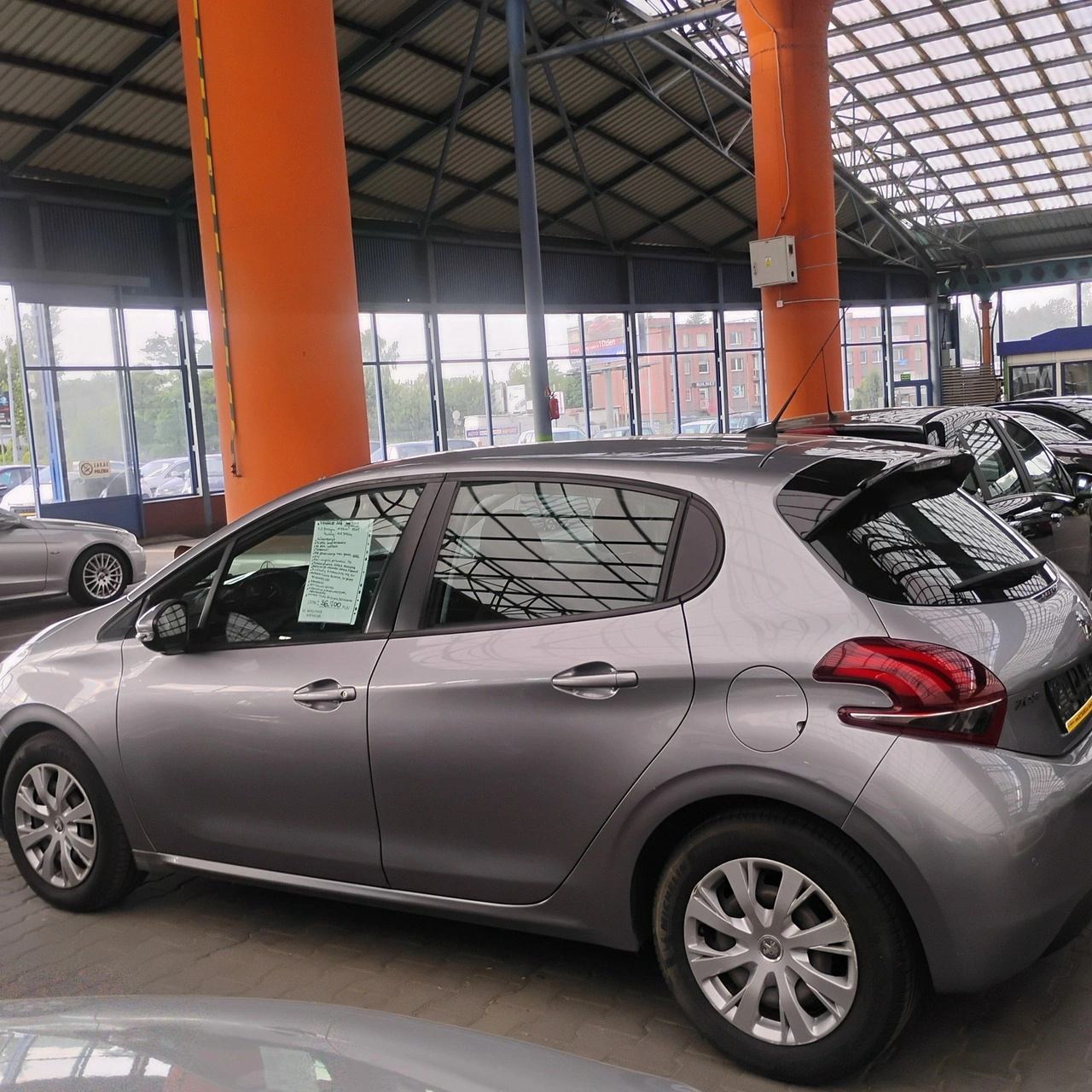 Peugeot 208 - Zdjęcie 6