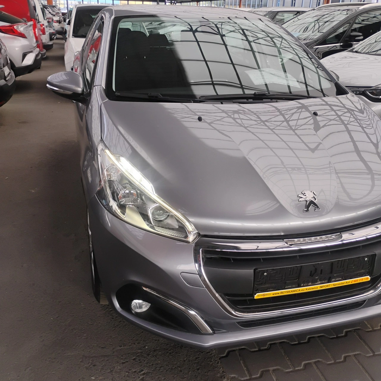 Peugeot 208 - Zdjęcie 2