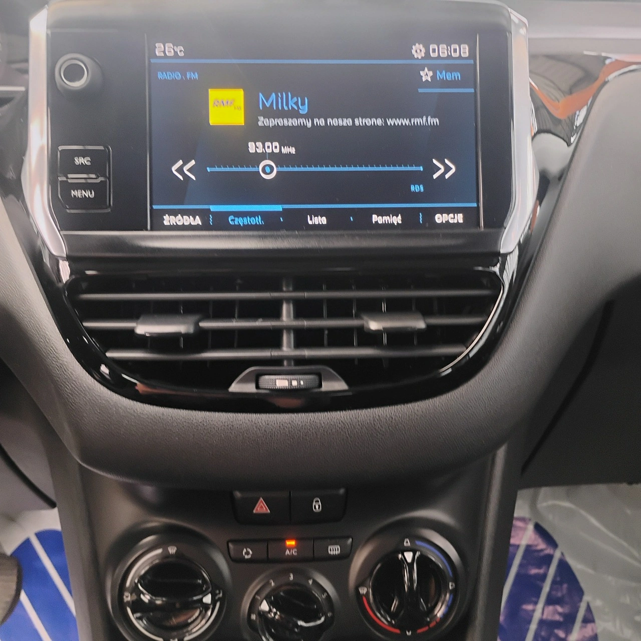 Peugeot 208 - Zdjęcie 13