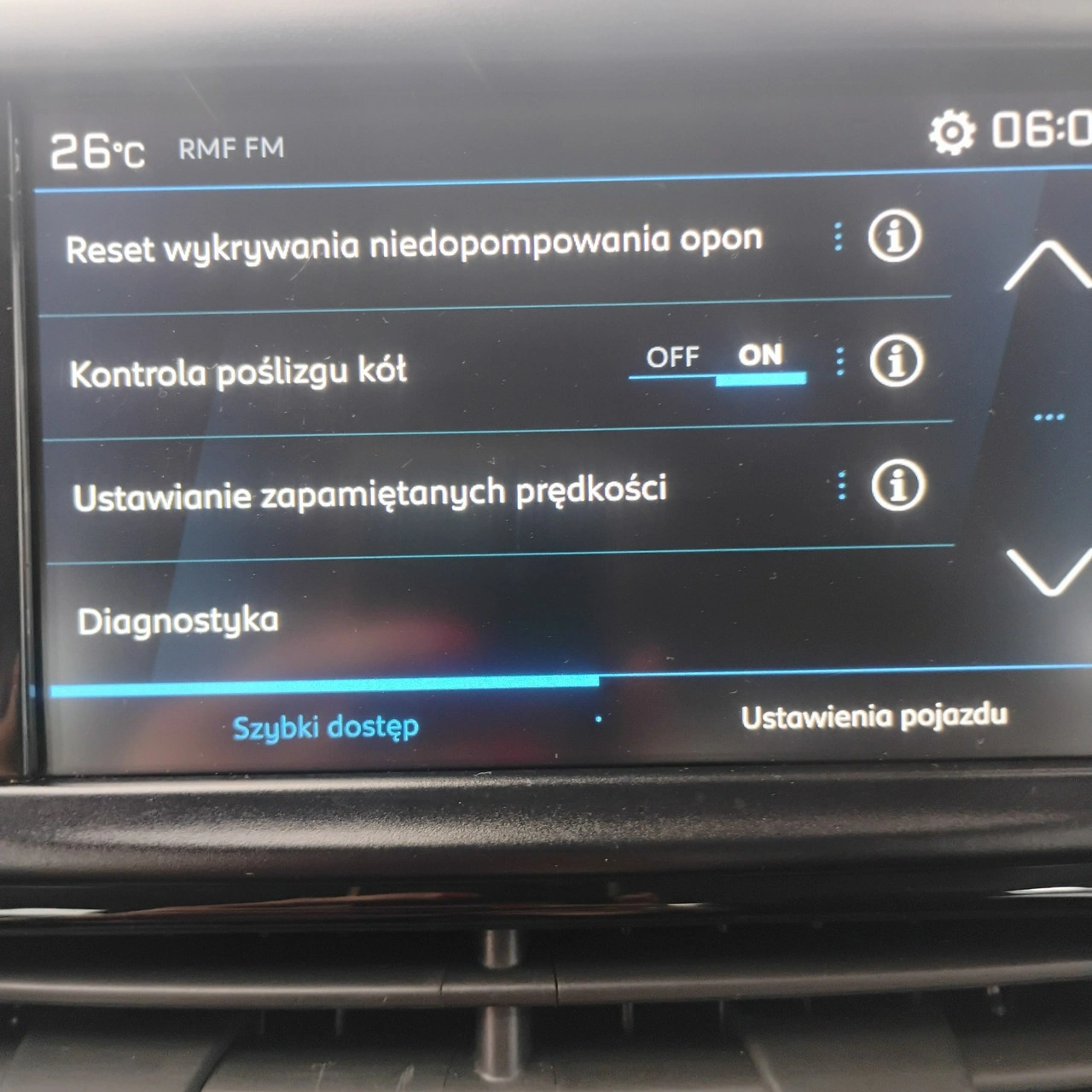 Peugeot 208 - Zdjęcie 16