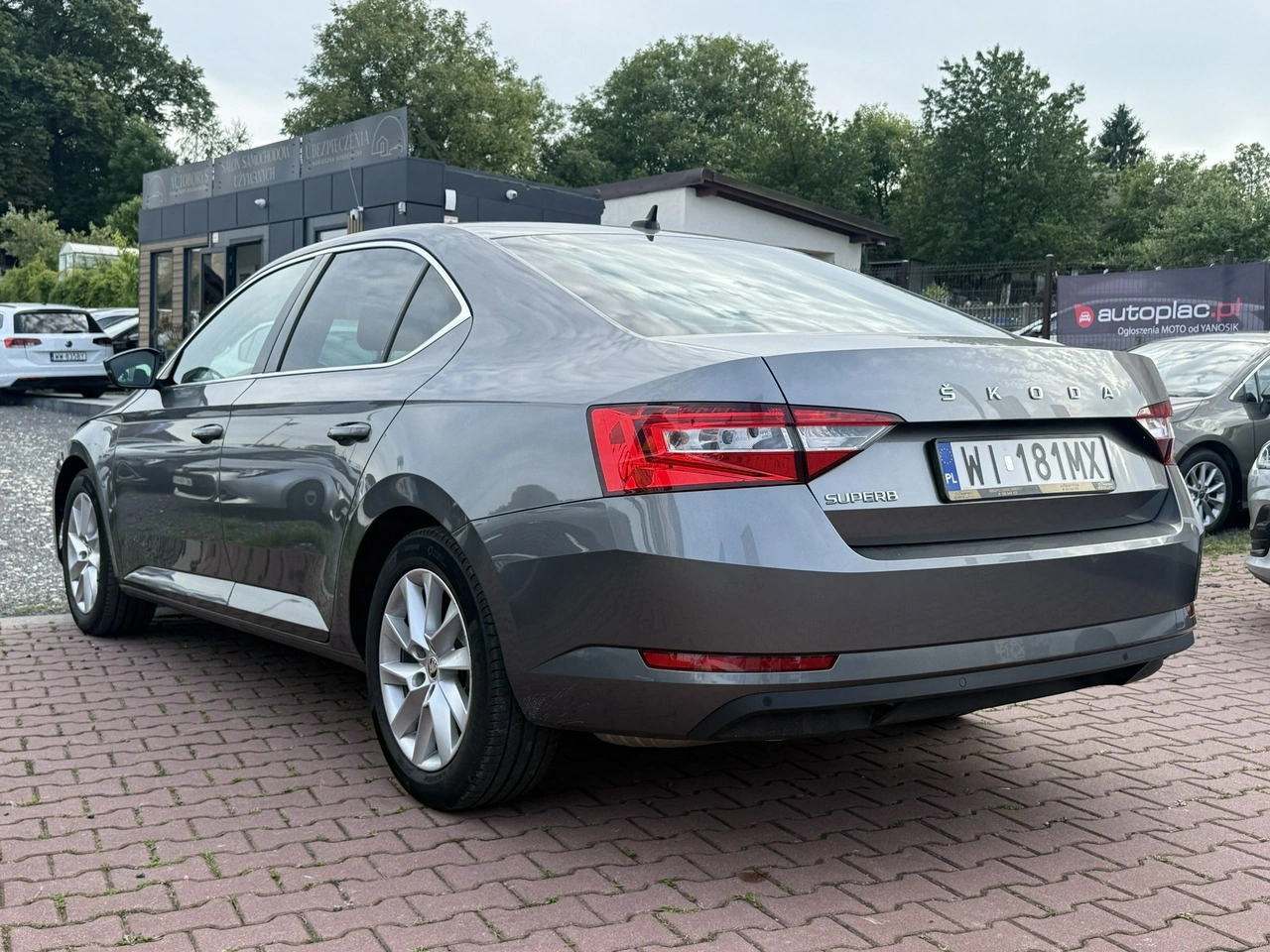 Skoda Superb - Zdjęcie 4