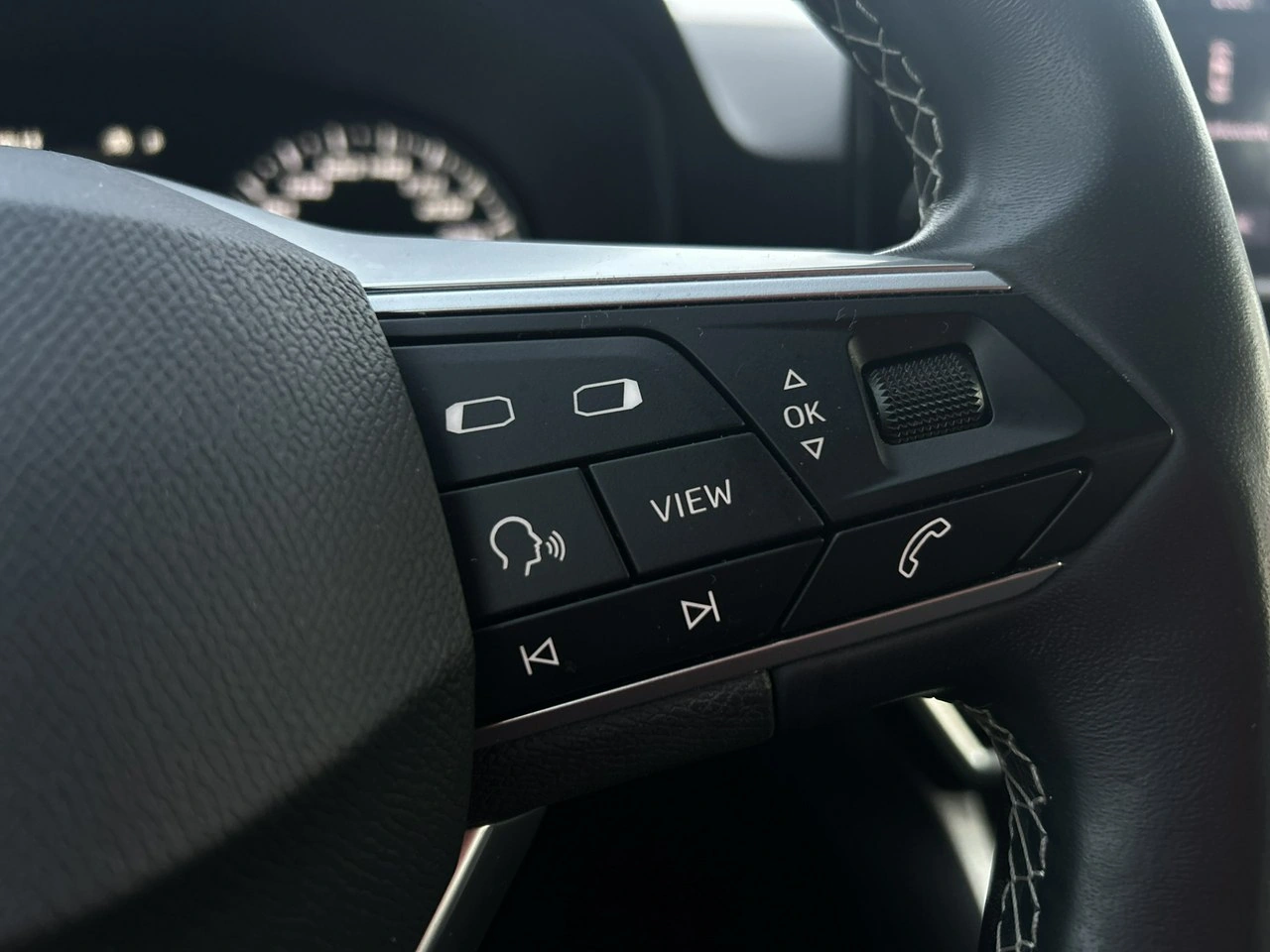 Seat Leon - Zdjęcie 18