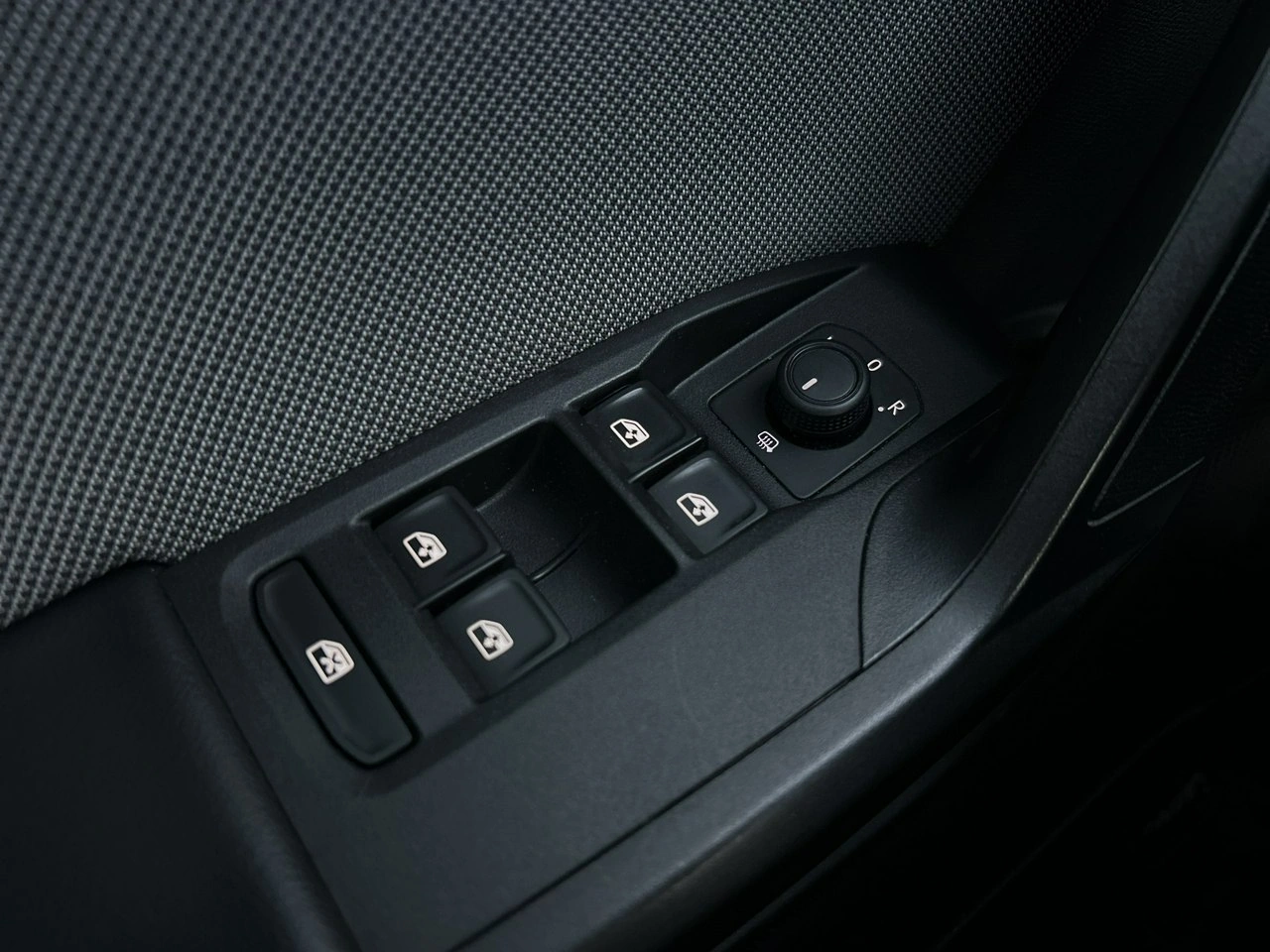 Seat Leon - Zdjęcie 29