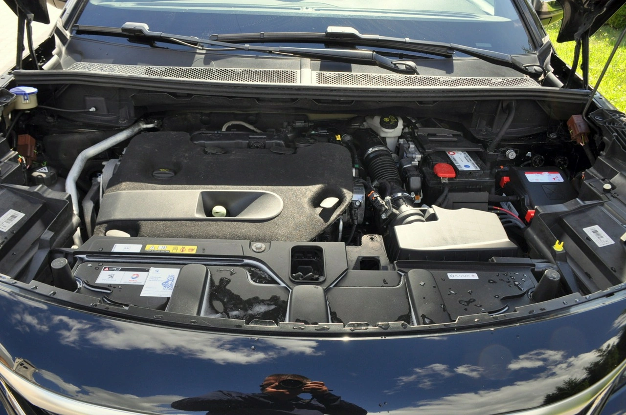Peugeot 5008 - Zdjęcie 38