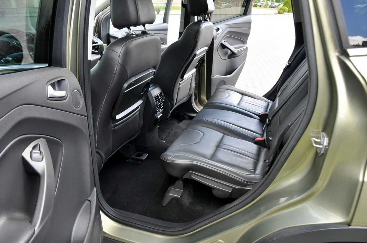 Ford Kuga - Zdjęcie 19