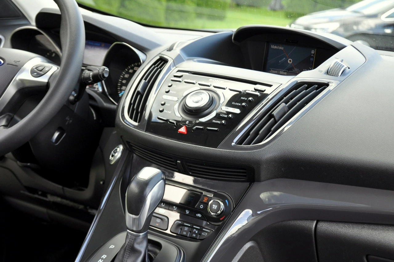 Ford Kuga - Zdjęcie 26